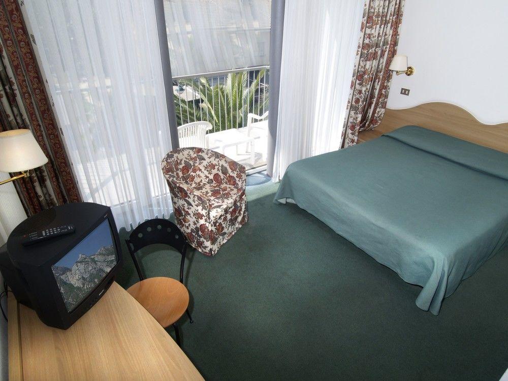 Brione Green Resort Riva del Garda Extérieur photo