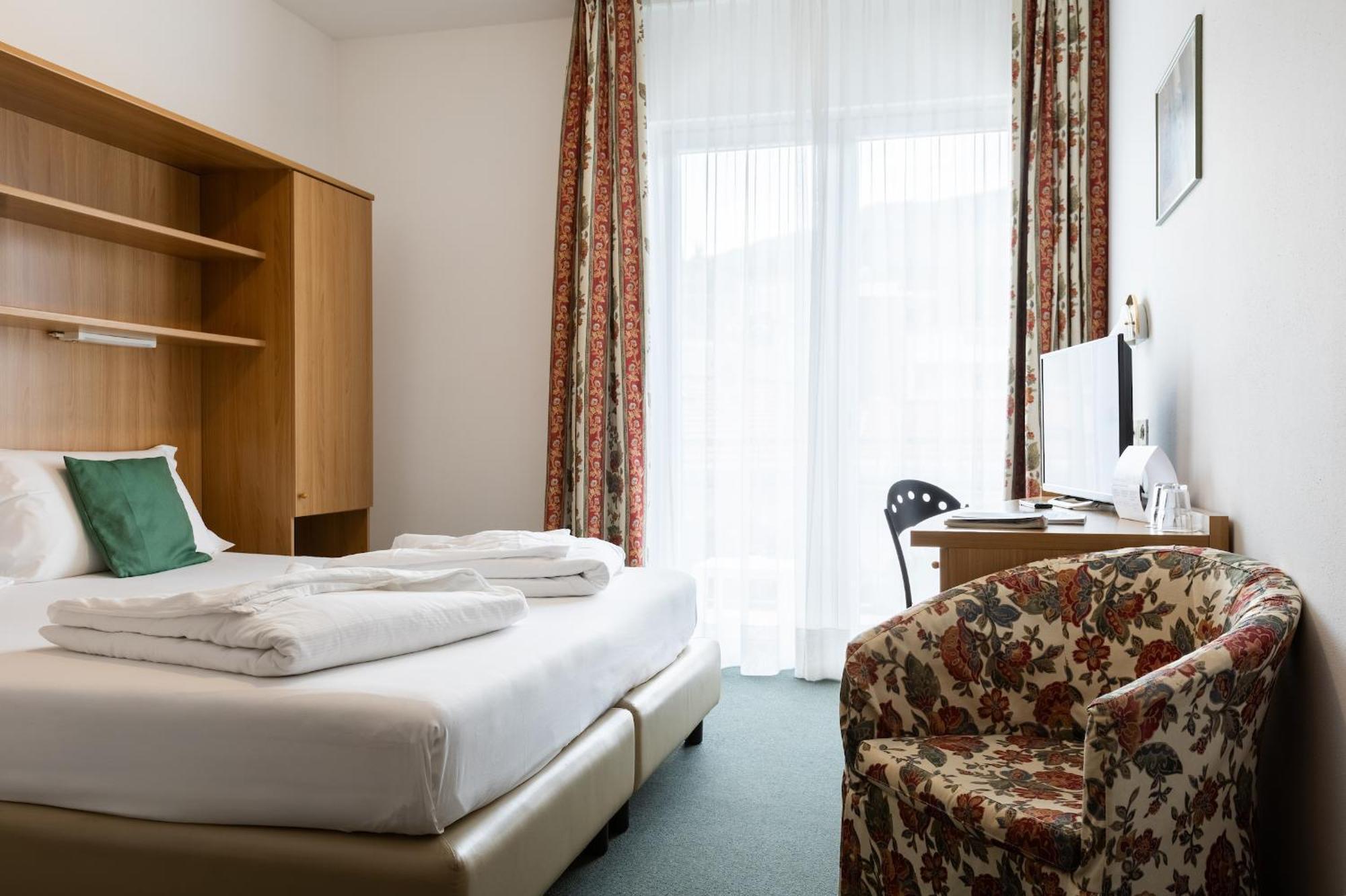 Brione Green Resort Riva del Garda Extérieur photo